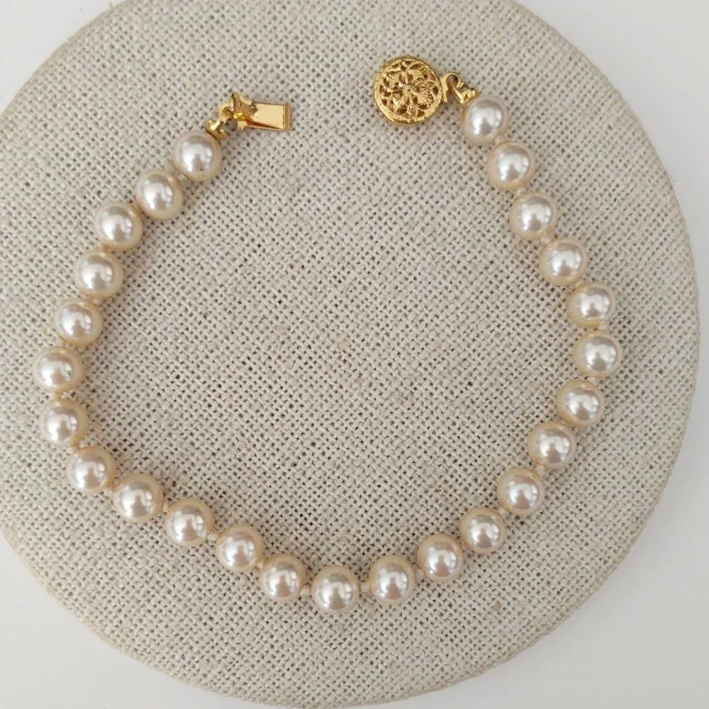 N/A ivory faux